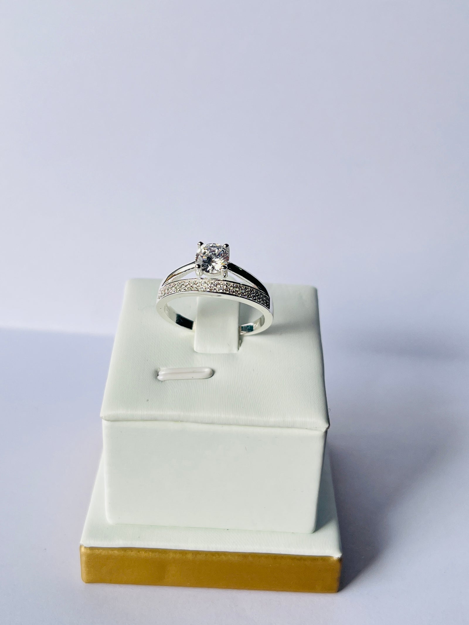 Anillo brillo infinito